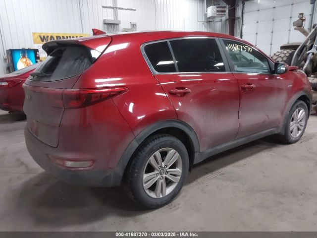 KNDPMCAC6J7347676 KIA Sportage Lx
