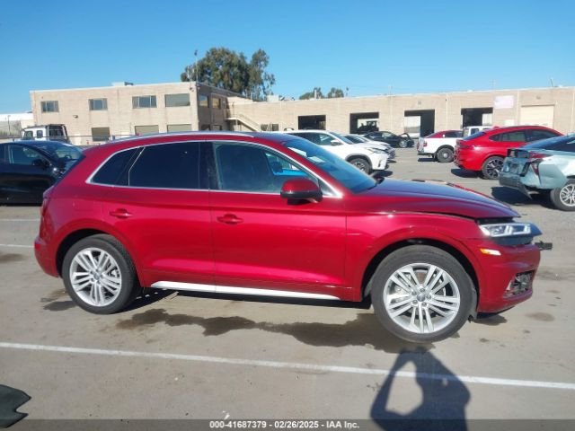 WA1CNBFY7J2133023 Audi Q5 2.0t Premium/2.0t Tech Premium