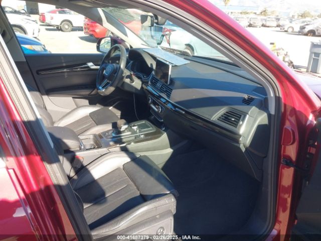 WA1CNBFY7J2133023 Audi Q5 2.0t Premium/2.0t Tech Premium