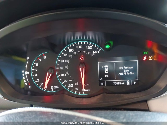 3GNCJKSB9KL294158 Chevrolet TRAX LS