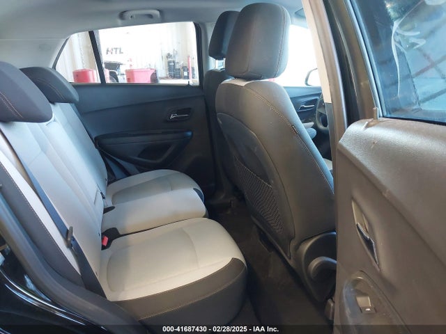 3GNCJKSB9KL294158 Chevrolet TRAX LS