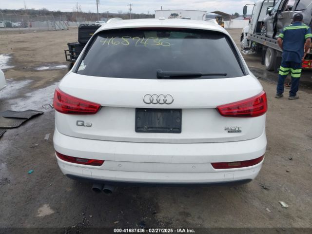 WA1ECCFS1JR015959 Audi Q3 2.0t Premium/2.0t Sport Premium