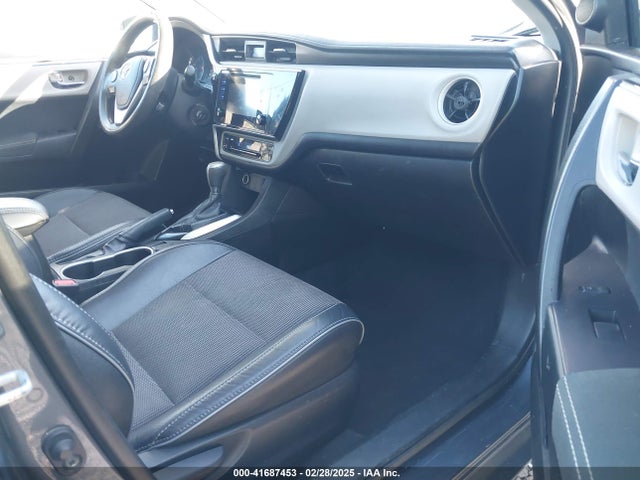 5YFBURHE1HP594827 Toyota COROLLA LE