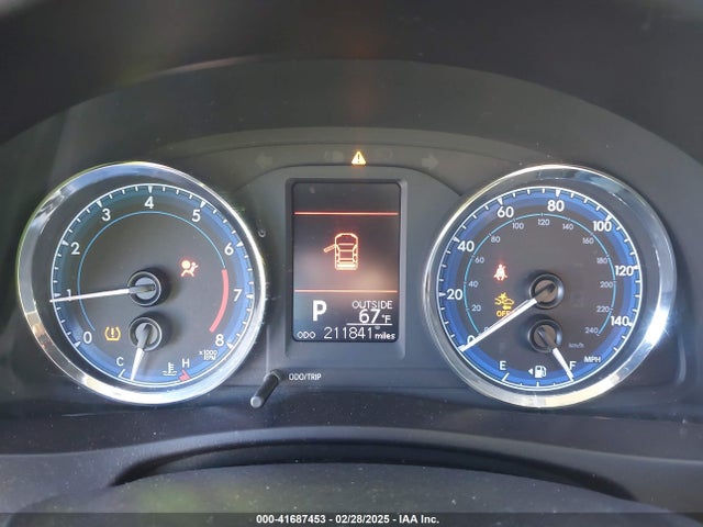 5YFBURHE1HP594827 Toyota COROLLA LE