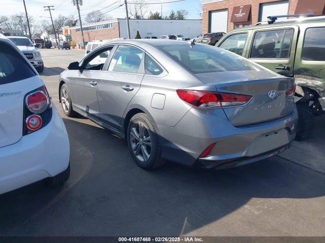 Hyundai SONATA SEL 2019 5NPE34AF5KH815856 Image 3