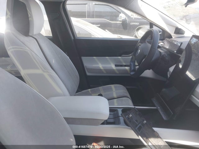 Fisker Ocean One 2023 VCF1ZBU2XPG002339 Image 5