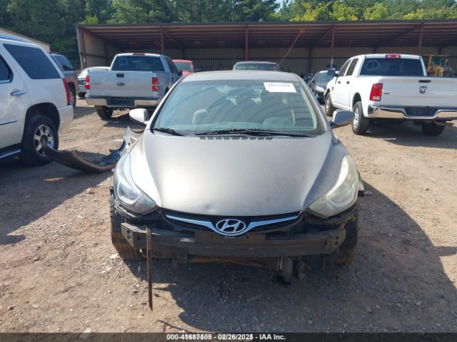 5NPDH4AE9FH590805 Hyundai ELANTRA SE