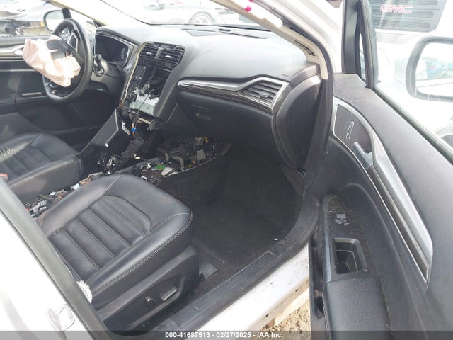 3FA6P0CD6KR265079 Ford FUSION SEL