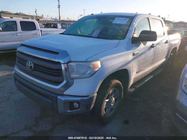 5TFDY5F14FX452864 Toyota Tundra Sr5 5.7l V8