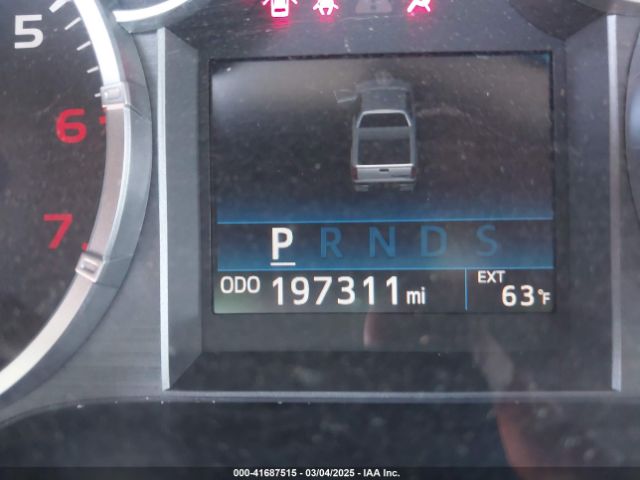 5TFDY5F14FX452864 Toyota Tundra Sr5 5.7l V8