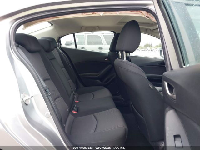 3MZBM1V71GM260999 Mazda Mazda3 I Touring