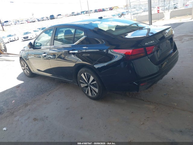 1N4BL4DV6NN423999 Nissan 2022