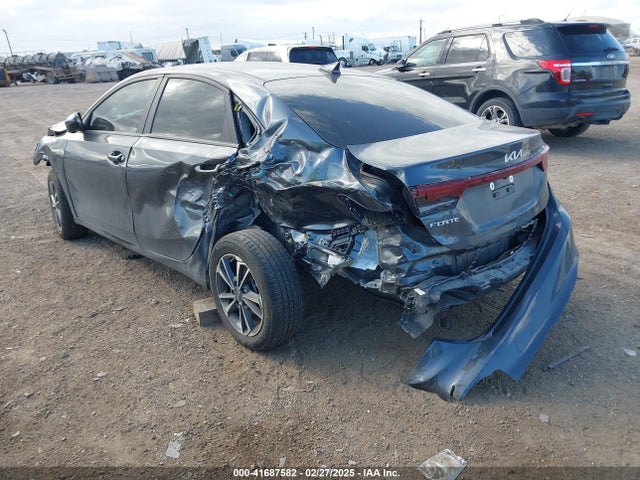 3KPF24AD8RE765961 KIA Forte Lxs