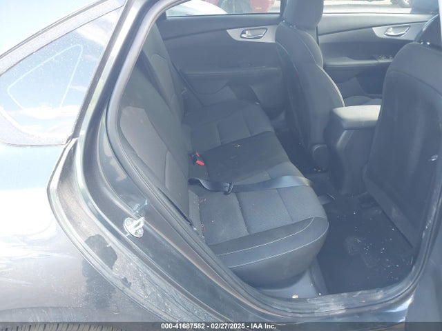3KPF24AD8RE765961 KIA Forte Lxs