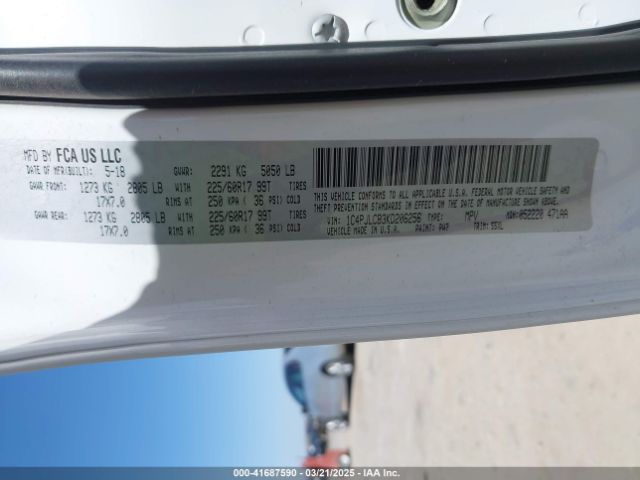 1C4PJLCB3KD206256 Jeep Cherokee Latitude Fwd