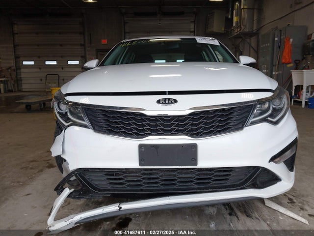 5XXGT4L39KG325749 KIA Optima Lx