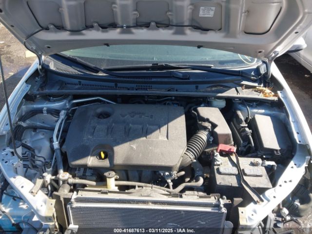2T1BURHE6JC027809 Toyota COROLLA SE