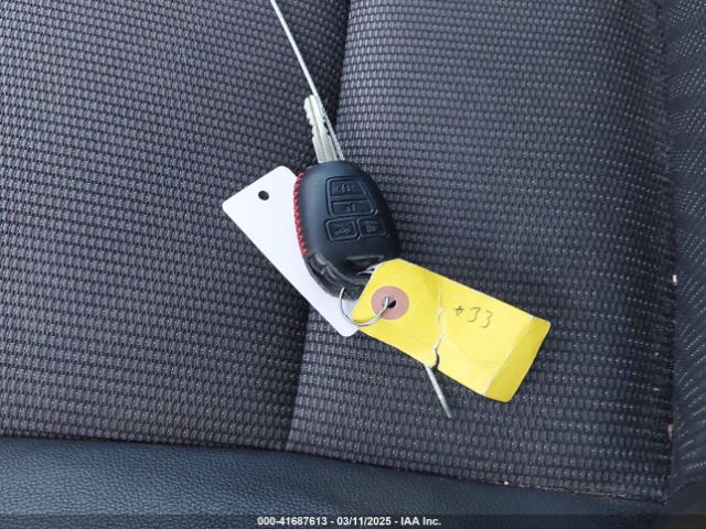2T1BURHE6JC027809 Toyota COROLLA SE