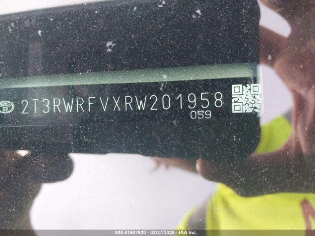 2T3RWRFVXRW201958 Toyota Rav4 Hybrid Xle