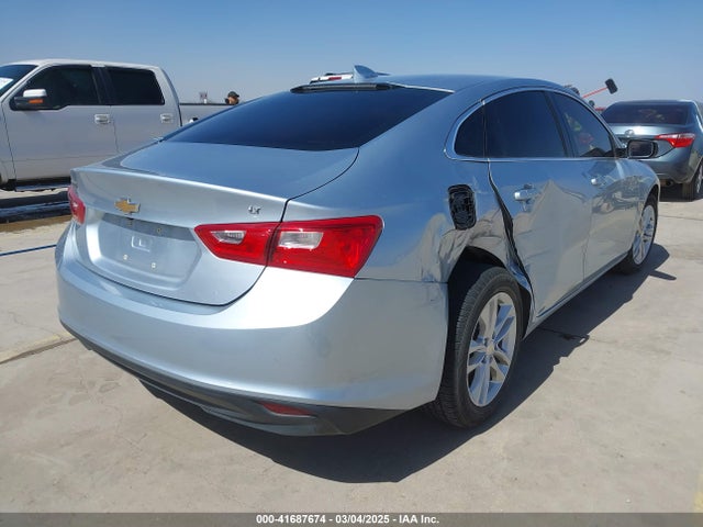1G1ZD5ST3JF187113 Chevrolet MALIBU LT