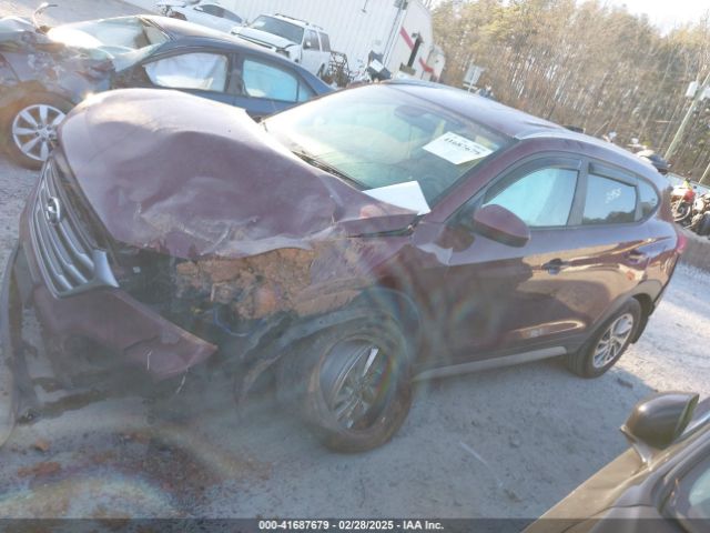 KM8J3CA4XHU500746 Hyundai TUCSON SE