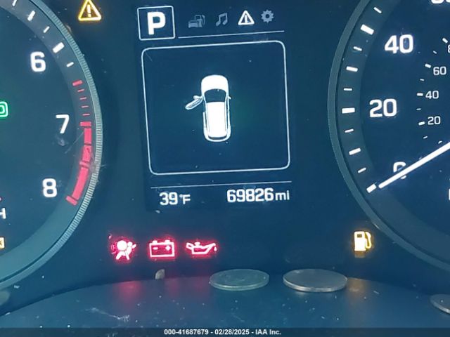 KM8J3CA4XHU500746 Hyundai TUCSON SE