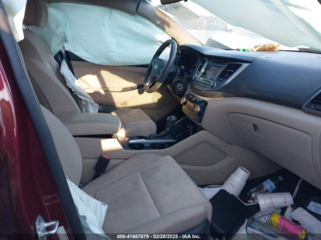 KM8J3CA4XHU500746 Hyundai TUCSON SE