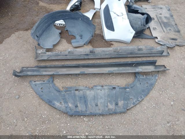 1FADP3F2XJL246535 Ford FOCUS SE