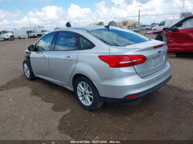 1FADP3F2XJL246535 Ford FOCUS SE