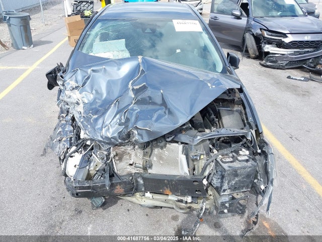 5YFBURHE8KP913955 Toyota COROLLA LE