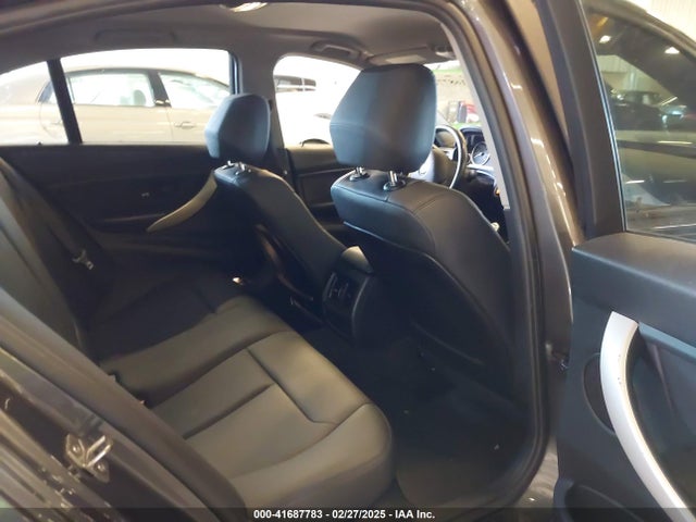 BMW 320i 2014 WBA3B1G53ENS77974 Image 8
