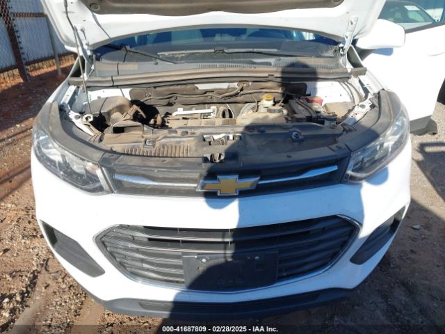3GNCJKSB4HL279527 Chevrolet TRAX LS