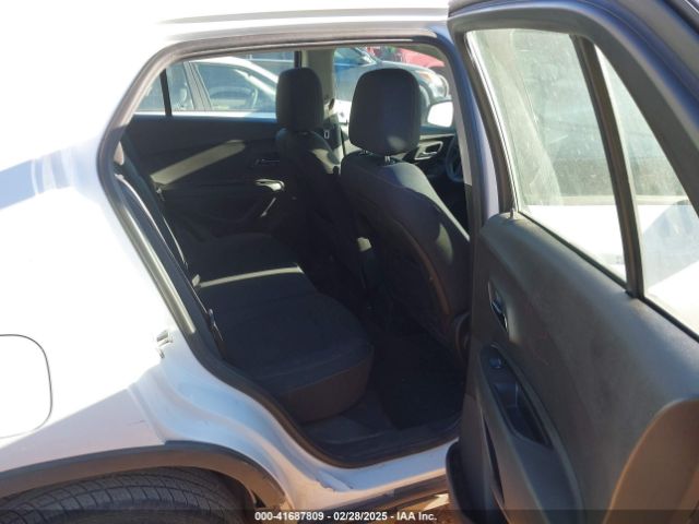 3GNCJKSB4HL279527 Chevrolet TRAX LS