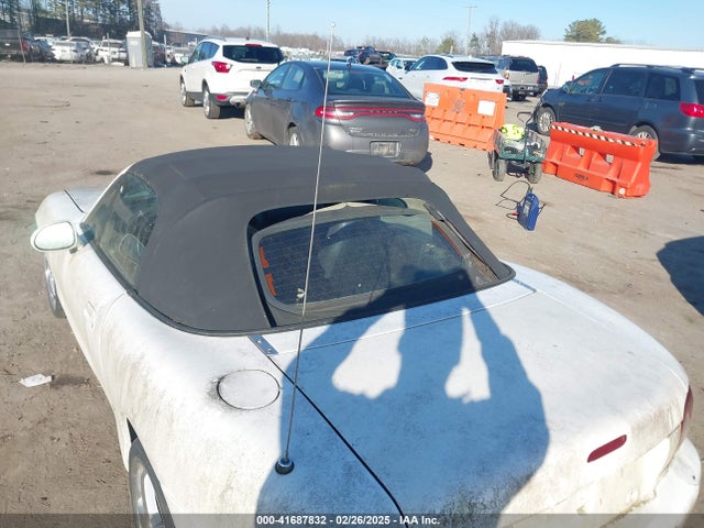 Продажа на аукционе авто 1999 Mazda Mx-5 Miata Leather Pkg/popular Equipment Pkg/sports Pkg/touring Pkg, vin: JM1NB3534X0115909, номер лота: 41687832