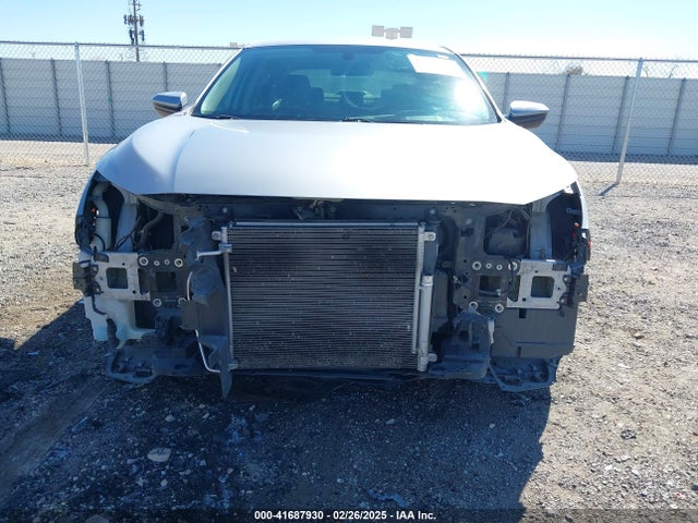 Honda Civic Lx 2018 2HGFC2F53JH517386 Image 6