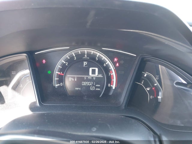 Honda Civic Lx 2018 2HGFC2F53JH517386 Image 7