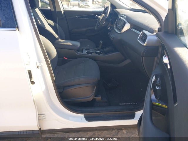 5XYPG4A33HG255838 KIA Sorento 2.4l Lx