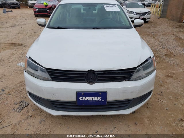 3VWD17AJ5EM417422 Volkswagen Jetta 1.8t Se