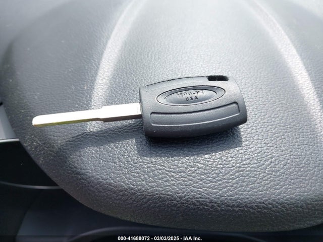 1FMCU0GX4GUC61604 Ford ESCAPE SE