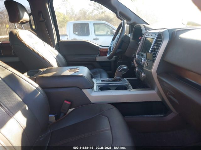 1FTFW1EG2HFB08083 Ford F-150 King Ranch