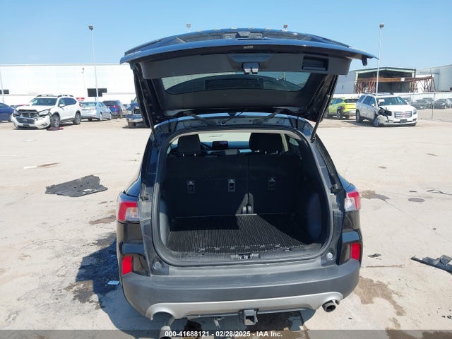 1FMCU0G61LUB77189 Ford ESCAPE SE