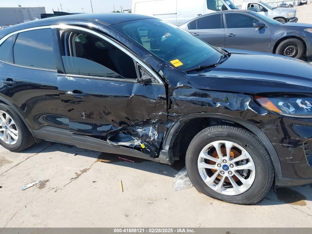 1FMCU0G61LUB77189 Ford ESCAPE SE