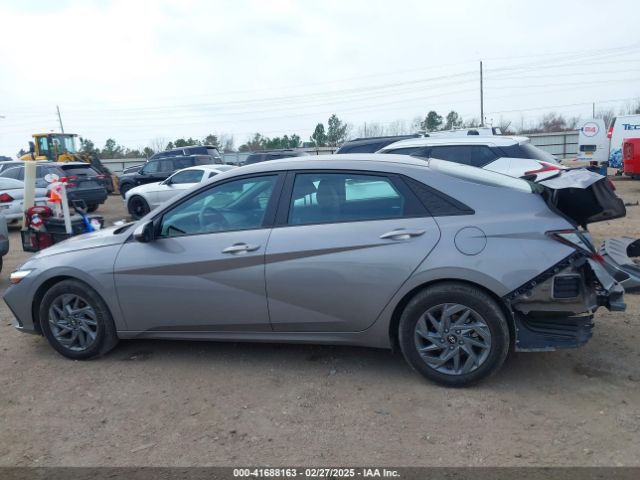 KMHLM4DG9RU746237 Hyundai ELANTRA SEL