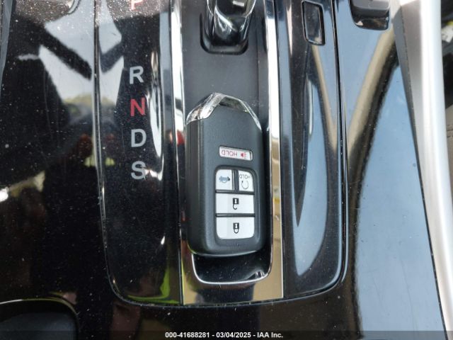 1HGCR3F95GA020180 Honda Accord Touring