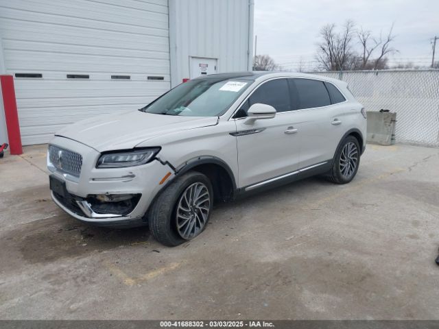 2LMPJ8LP3KBL17646 Lincoln Nautilus Reserve