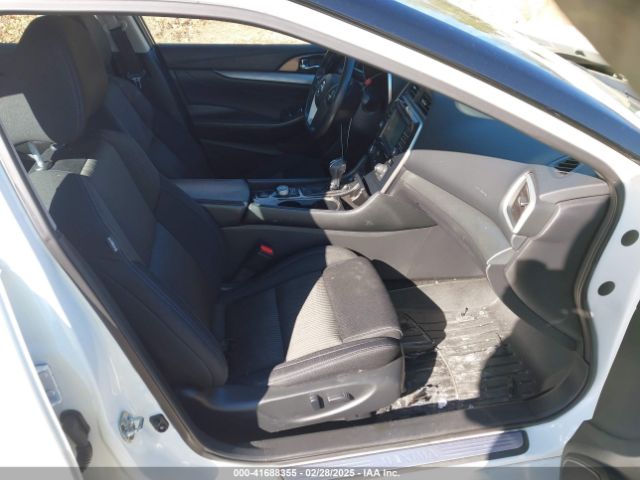 1N4AA6AP2JC409025 Nissan Maxima 3.5 S