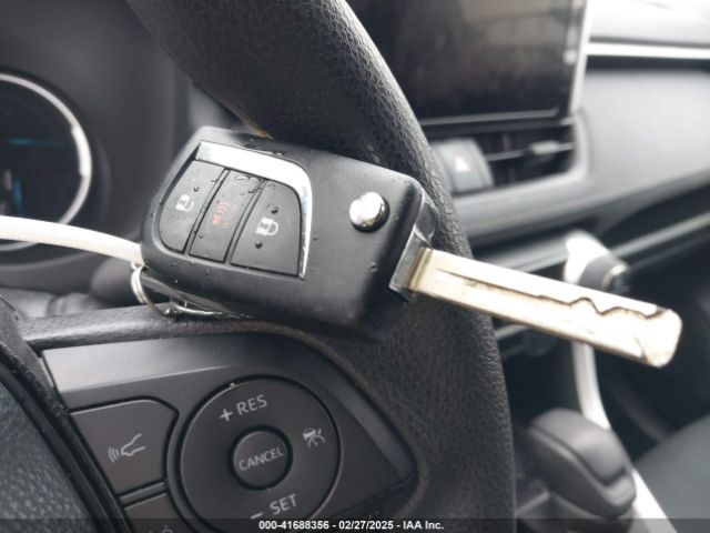4T3LWRFV0RU153005 Toyota Rav4 Hybrid Le