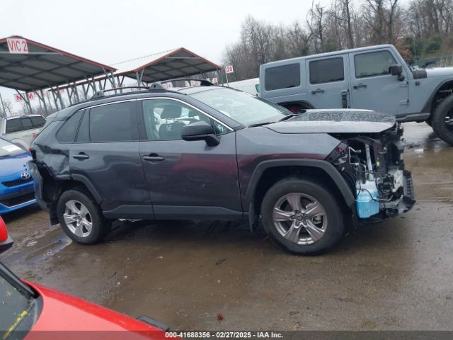 4T3LWRFV0RU153005 Toyota Rav4 Hybrid Le