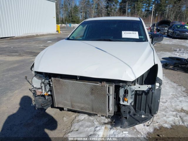 JM1BM1T7XF1247024 Mazda Mazda3 I Sv