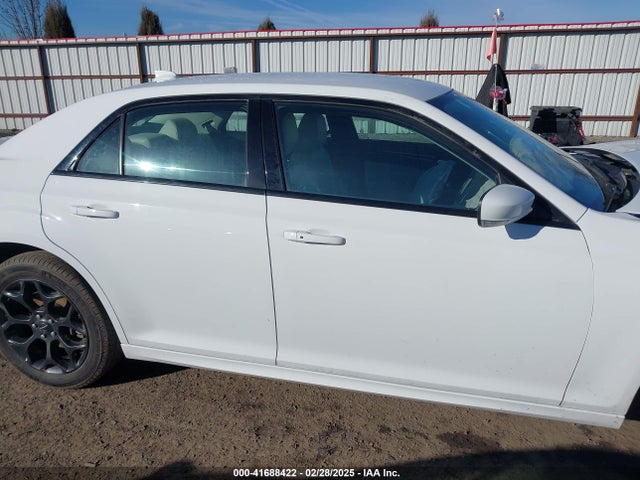 Chrysler 300 Touring-l Awd 2023 2C3CCASG3PH561257 Image 13